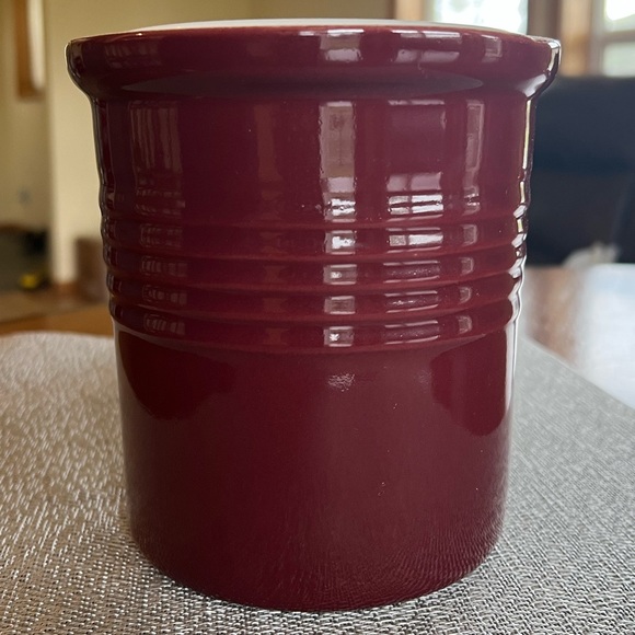 Pampered Chef Family Heritage 1331-02 Cranberry Stoneware Crock Made in the USA - Picture 2 of 9